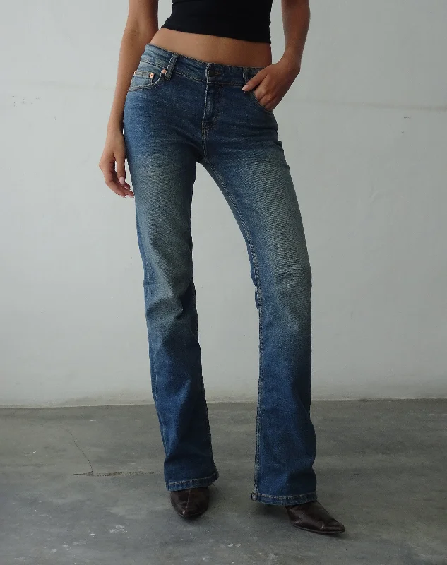 Rocker Chic Fashion Low Rise Bootleg Jeans in Mid Vintage Blue