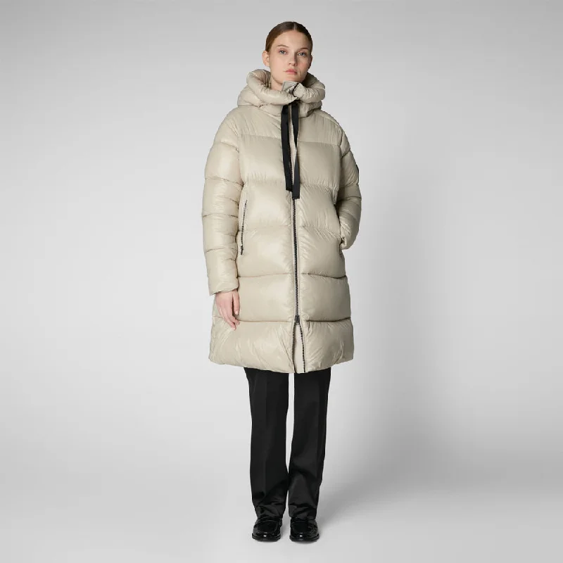 Day To Night Styles Women's Isabel Hooded Puffer Coat in Rainy Beige