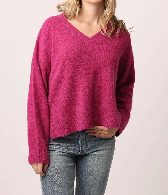 Relaxed Style Margarita Sweater in Fuchsia