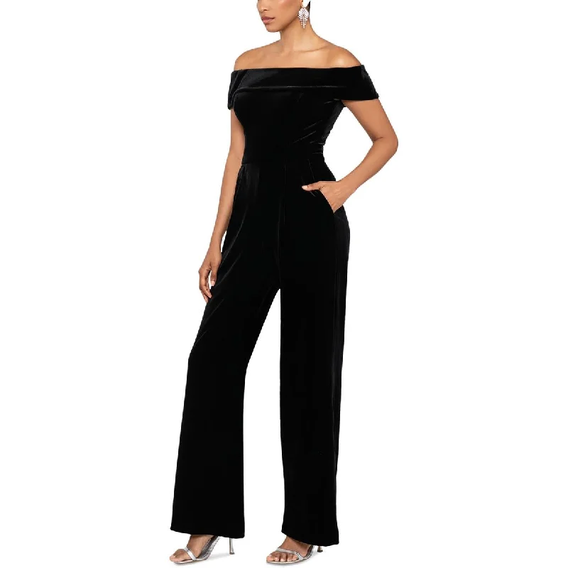 Travel Essentials Xscape Womens Velvet Jumpsuit