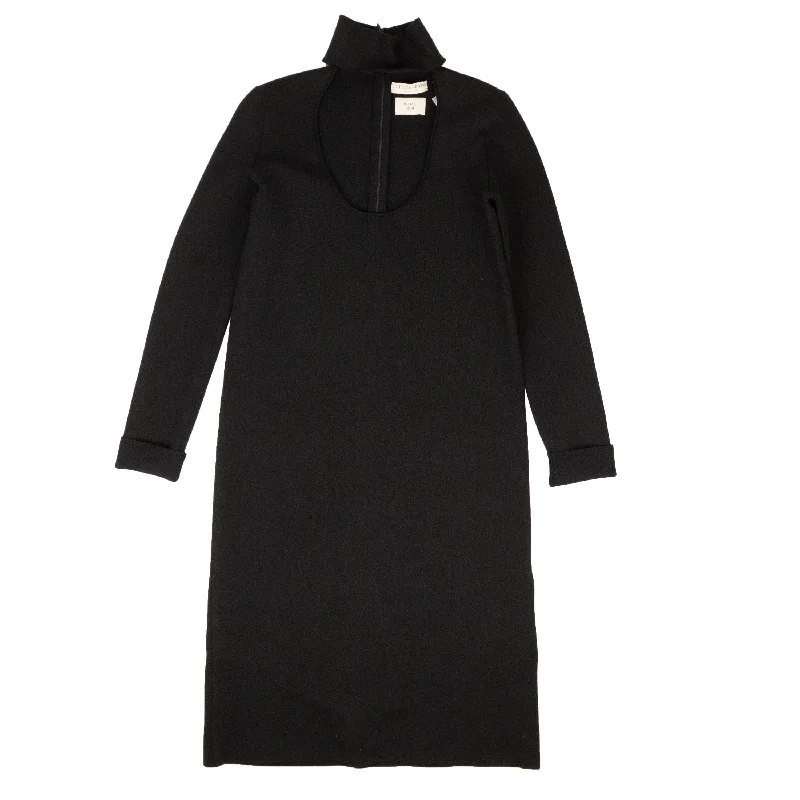 Bold and Elegant Women's Fashion Black Scoop Neck Knit Dress