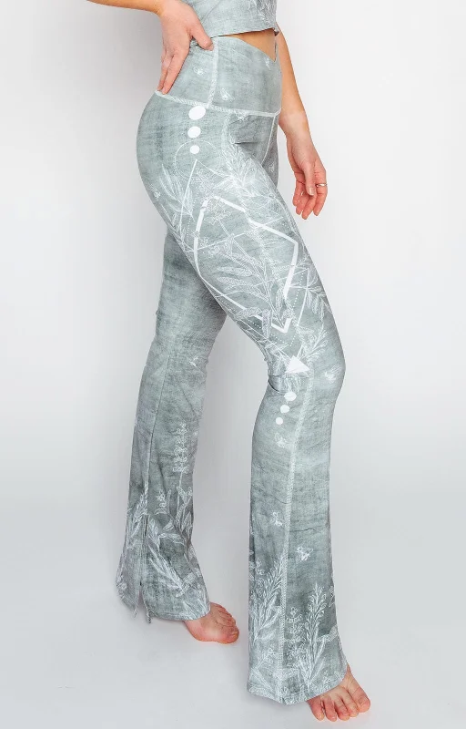 Exclusive Discounts Split Flare Pant In Pure Sage